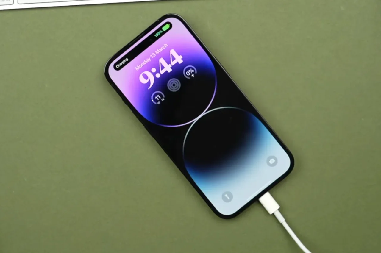 Top 5 iPhone Battery Saving Tips in 2024